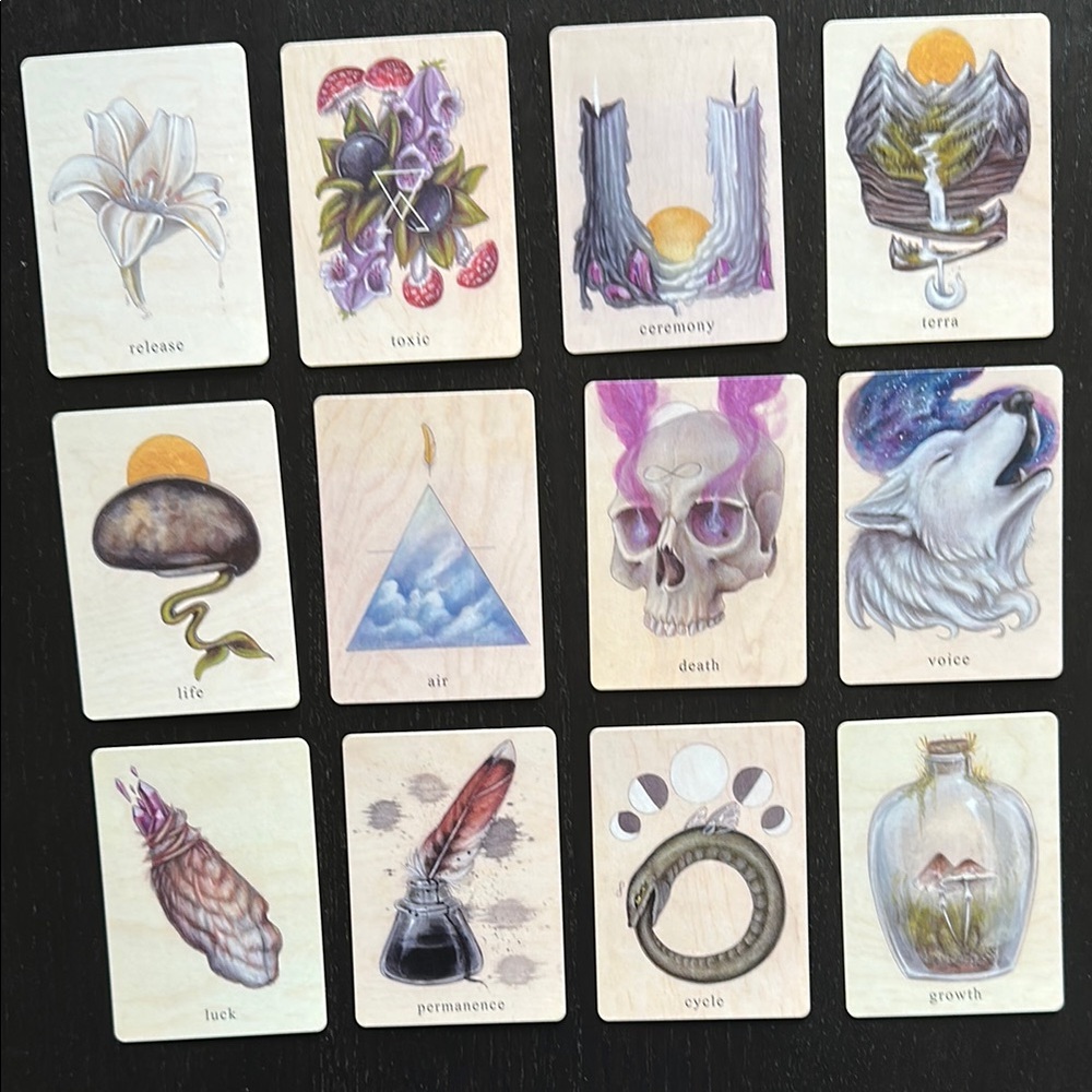 Earthbound Oracle Divination Deck - Picture 6 of 6